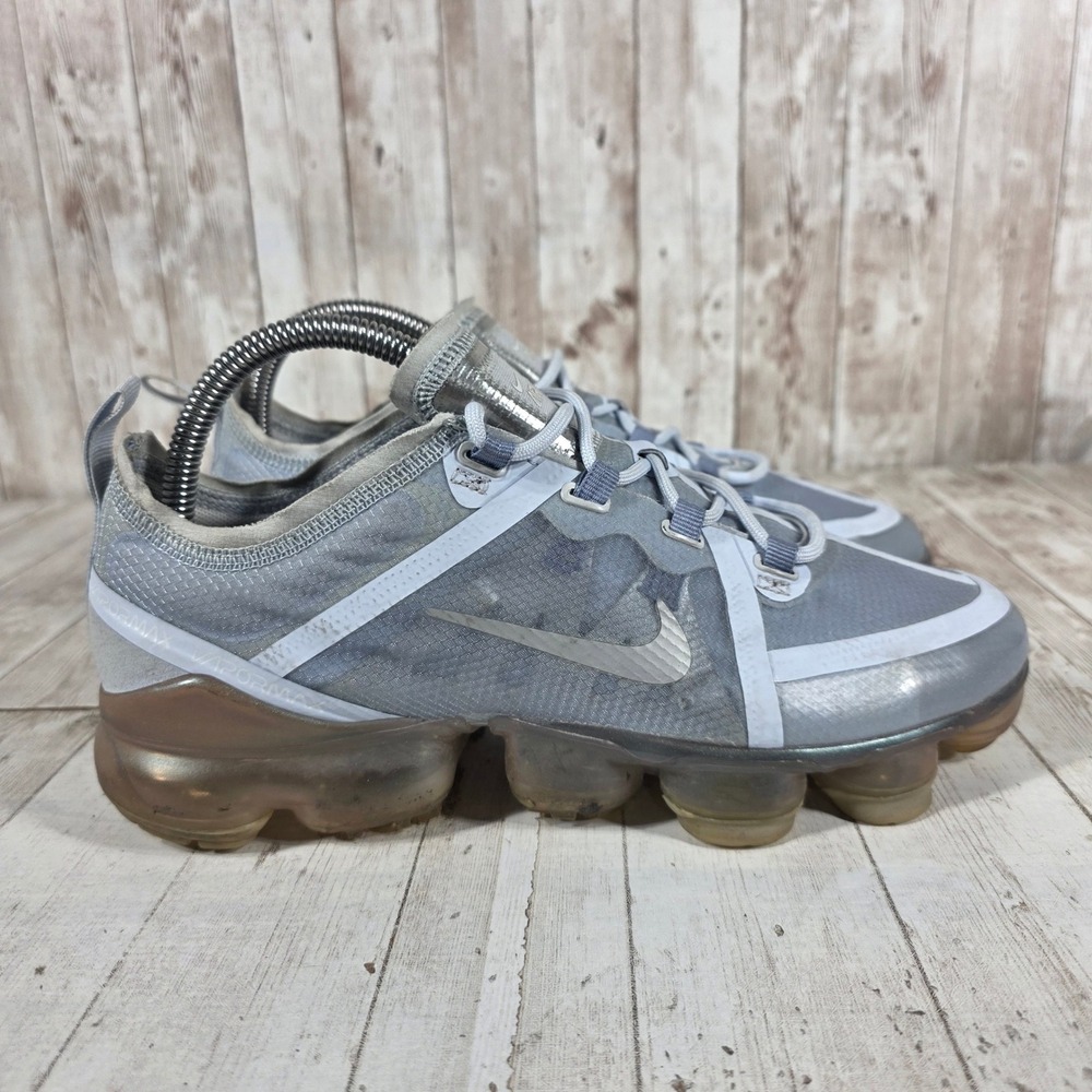 Nike Air Vapormax 2019 Wolf Grey Metallic Silver AJ2617-001 Womens 8.5 / 7Y